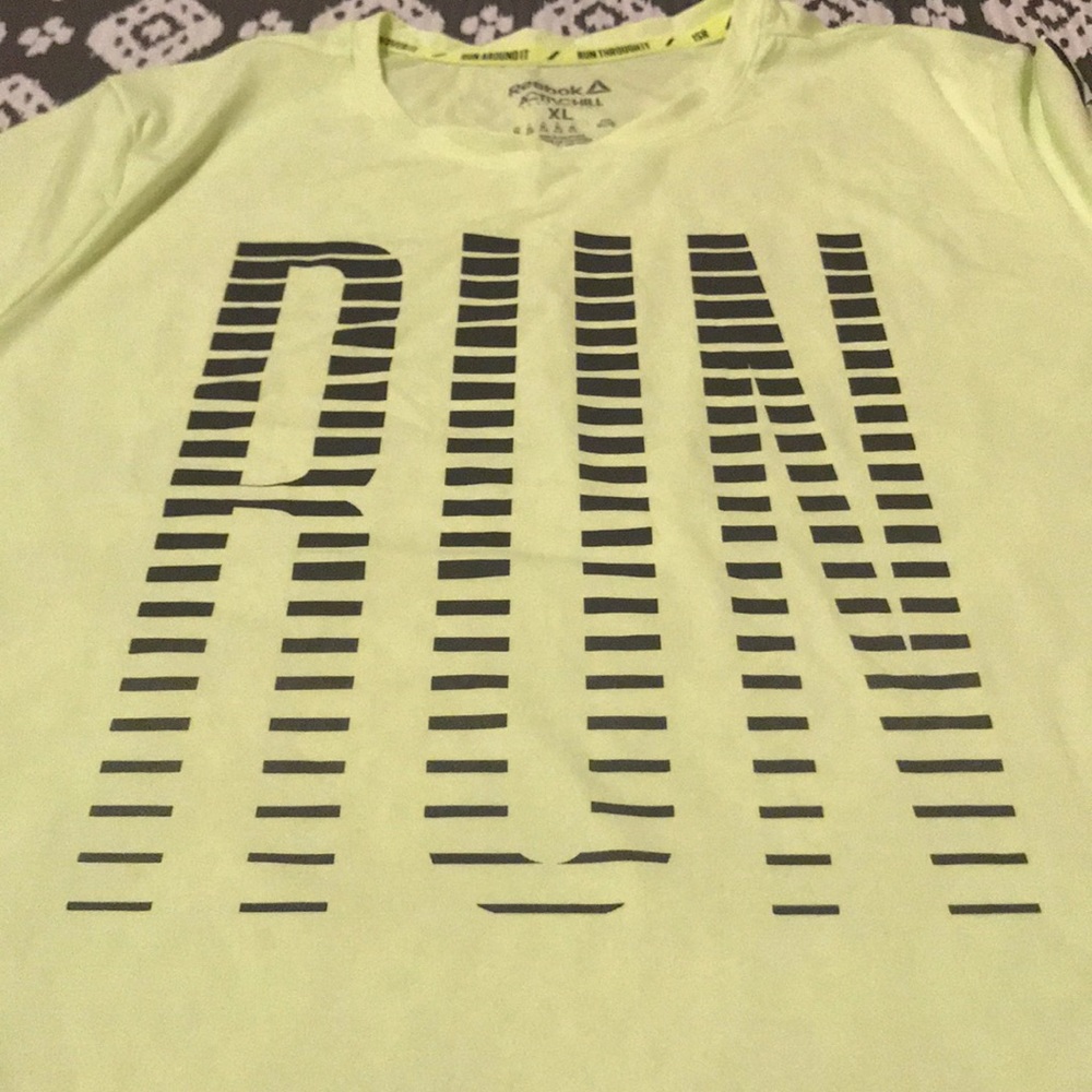 Women’s Reebok ActivChill Technology Shirt - Picture 2 of 6